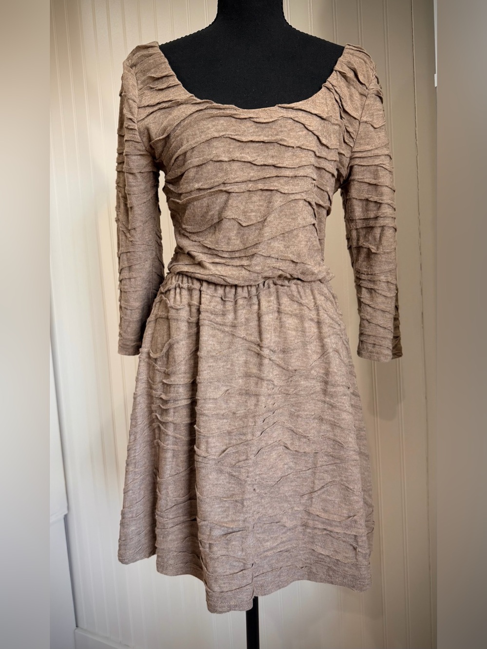 Women’s Taupe Ruffle Textured Long Sleeve Dress